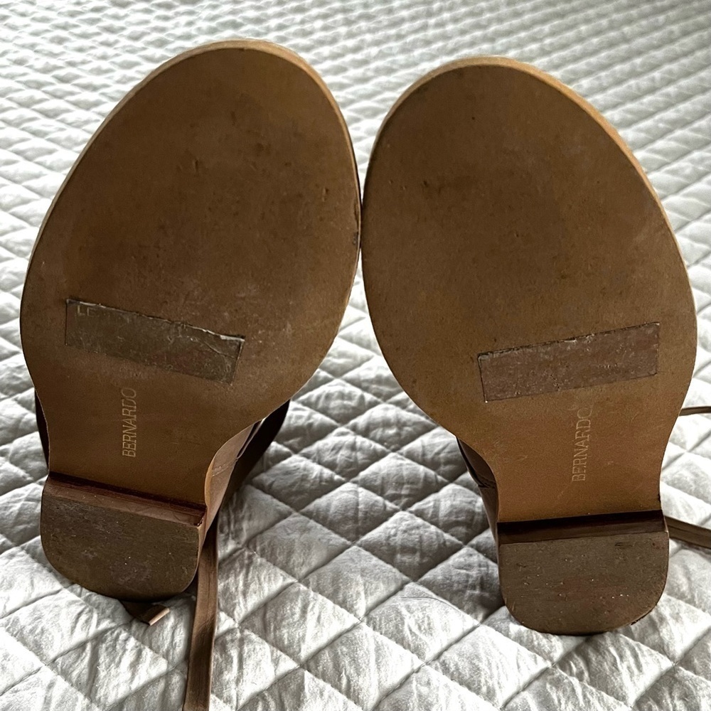 Bernardo booties - Picture 4 of 7